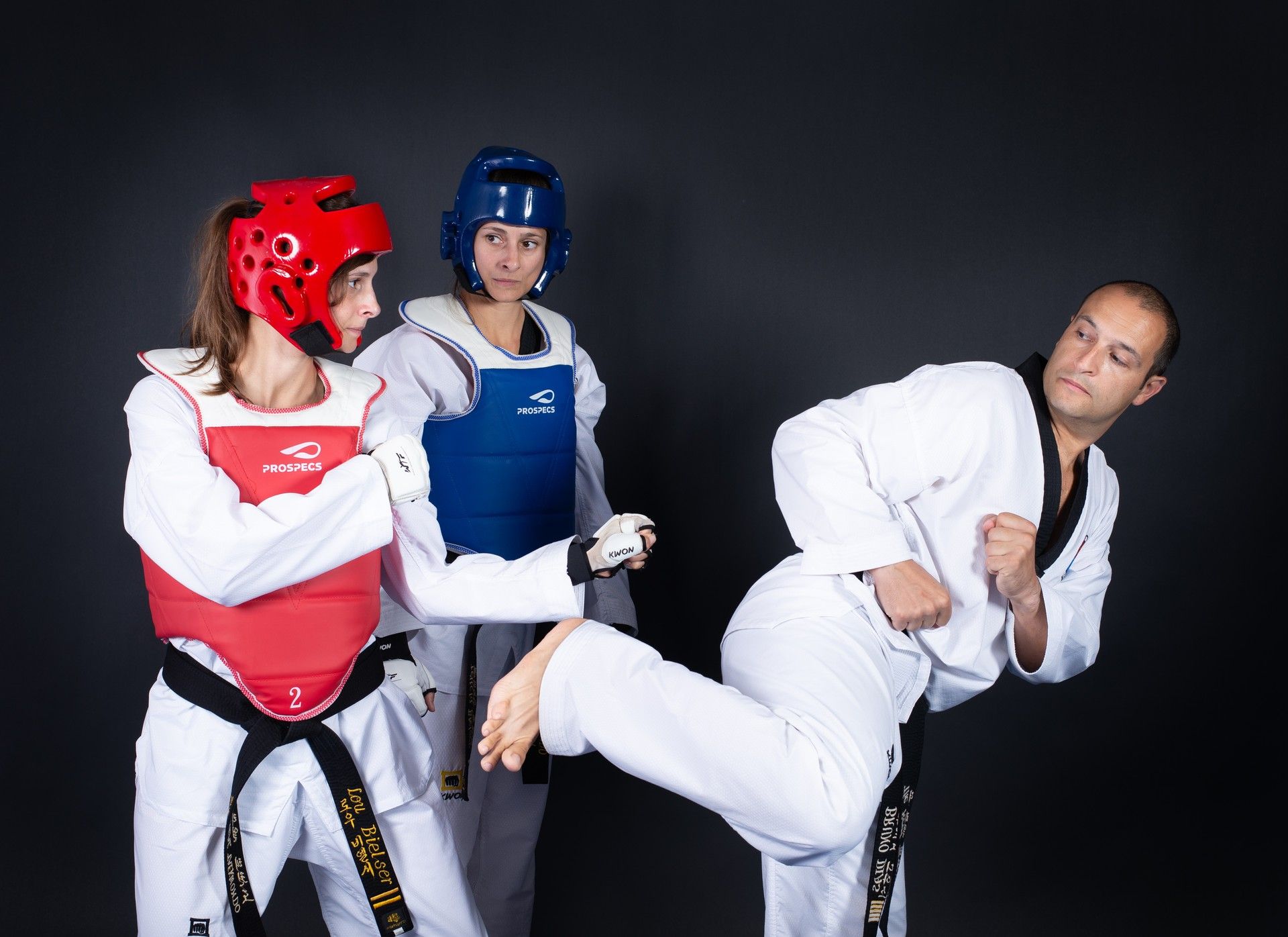 Démonstration de sparring avec protection